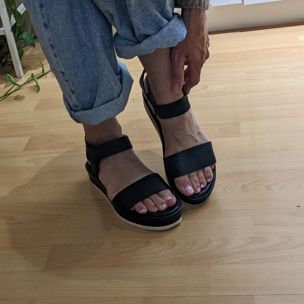COS Black Platform Leather Sandals - Picture 6 of 7